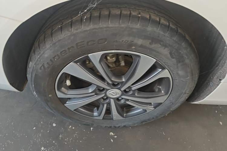 Used CHANGAN Eado 2021 PLUS Blue Whale NE 1.4T GDI DCT Prestige Model Right Rear Wheel Hub