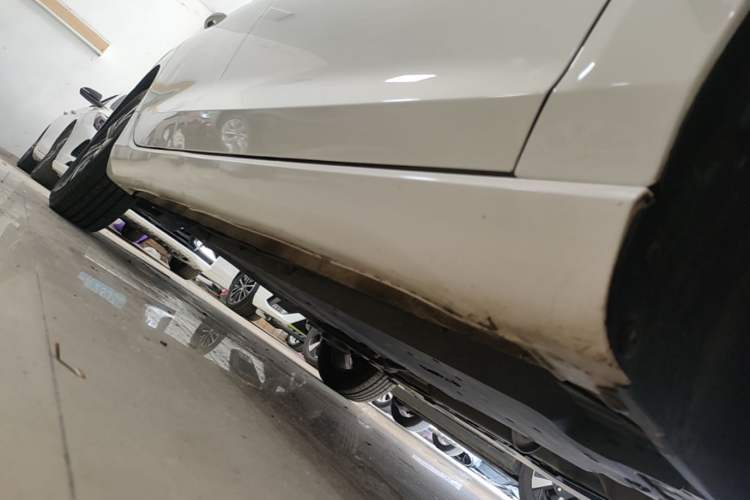 Used CHANGAN Eado 2021 PLUS 1.6L GDI CVT Luxury Model Right Side Sill