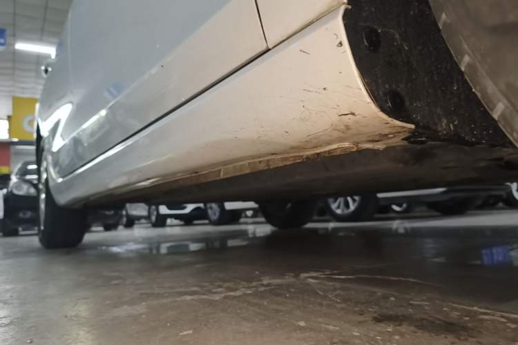 Used CHANGAN Eado 2021 PLUS 1.6L GDI Manual Elite Model Right Side Sill