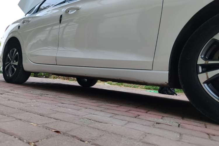 Used CHANGAN Eado 2021 PLUS 1.6L GDI Manual Luxury Model Right Side Sill