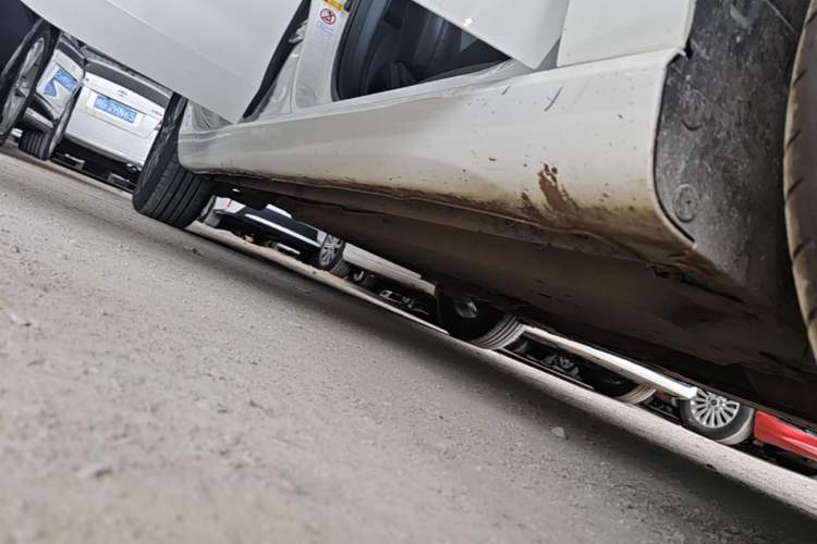 Used CHANGAN Eado 2021 PLUS 1.6L GDI CVT Luxury Model Right Side Sill