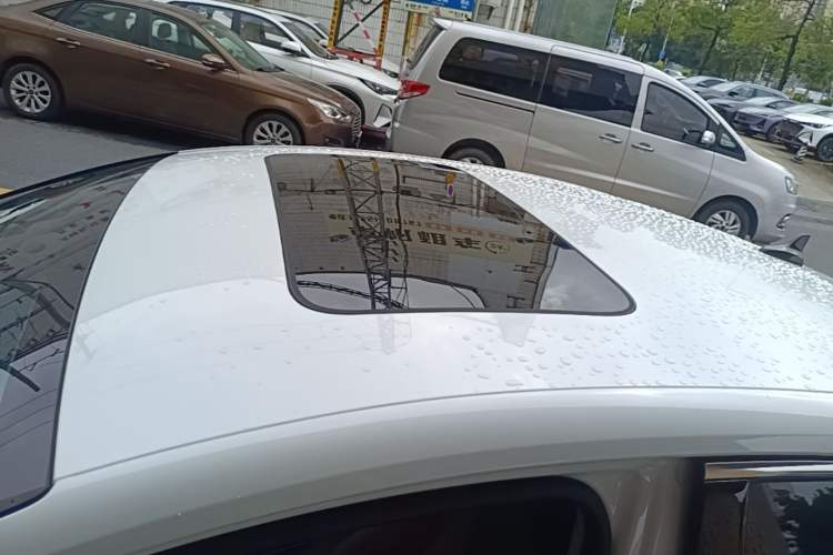 Used CHANGAN Eado 2021 PLUS Blue Whale NE 1.4T GDI DCT Prestige Model Roof