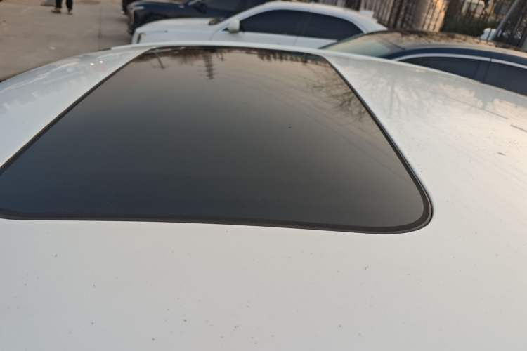 Used CHANGAN Eado 2021 PLUS 1.6L GDI CVT Luxury Model Roof