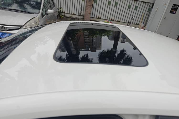 Used CHANGAN Eado 2021 PLUS 1.6L GDI Manual Luxury Model Roof