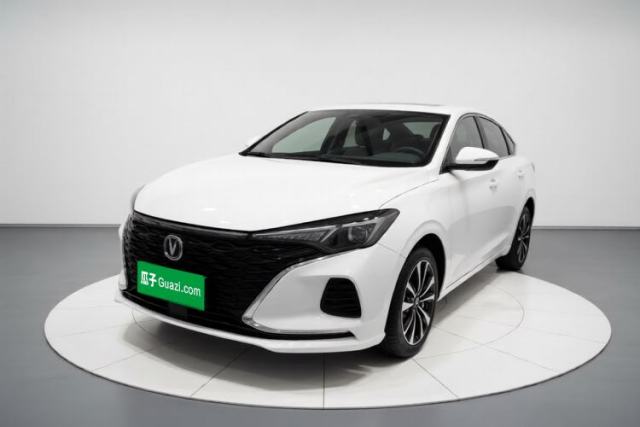 Używany CHANGAN Eado 2021 PLUS Blue Whale NE 1.4T GDI DCT Prestige Model