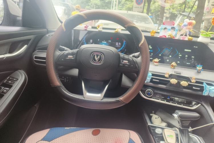 Used CHANGAN Eado 2021 PLUS 1.6L GDI CVT Luxury Model Steering Wheel