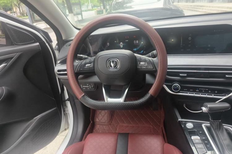 Used CHANGAN Eado 2021 PLUS Blue Whale NE 1.4T GDI DCT Prestige Model Steering Wheel