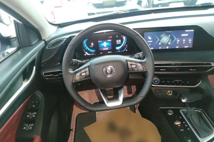 Used CHANGAN Eado 2021 PLUS Blue Whale NE 1.4T GDI DCT Prestige Model Steering Wheel