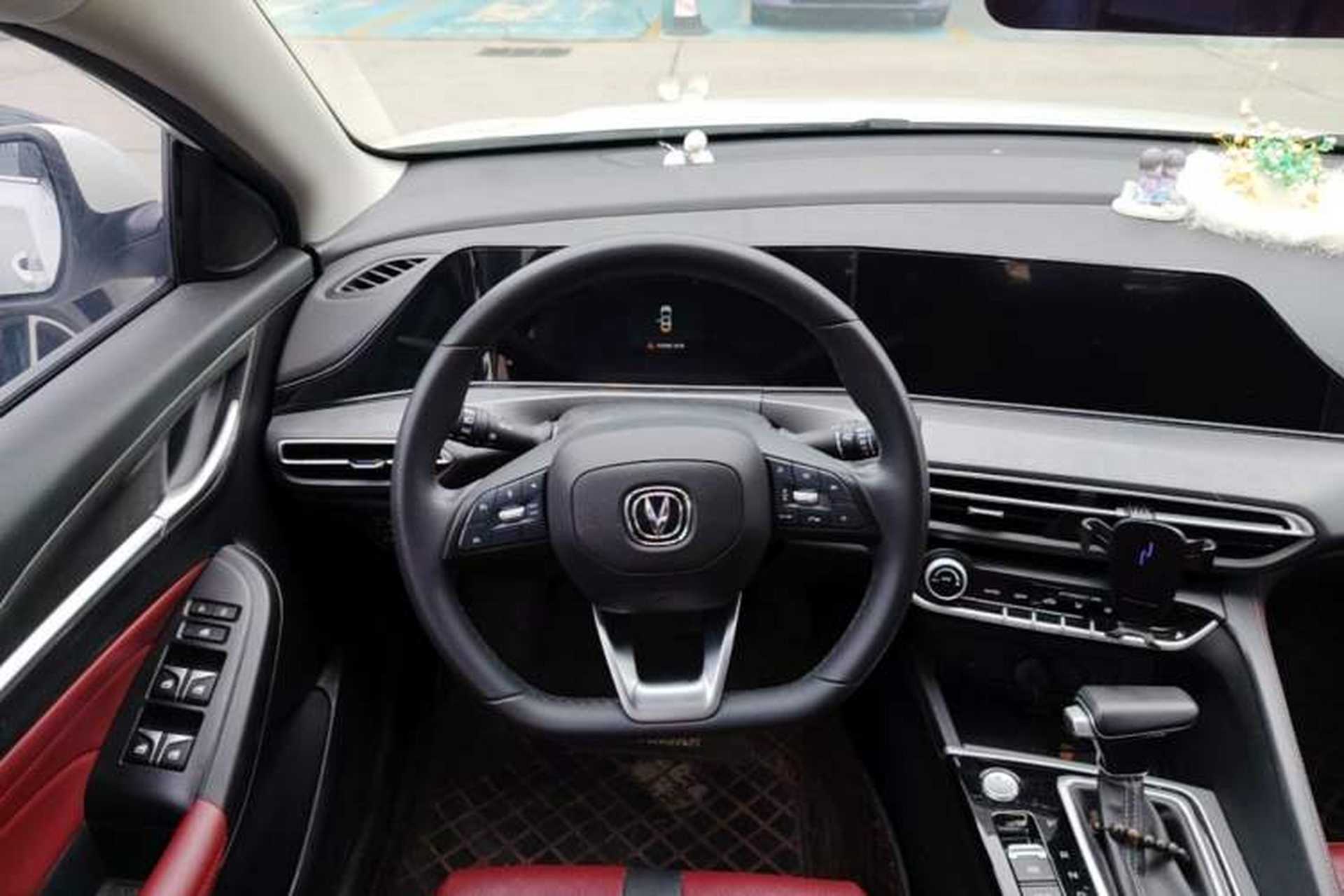 Used CHANGAN Eado 2021 PLUS Blue Whale NE 1.4T GDI DCT Prestige Model Steering Wheel