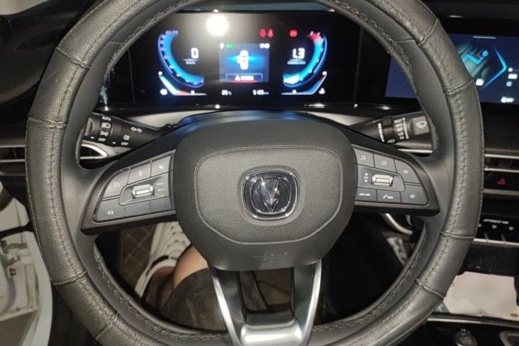 Used CHANGAN Eado 2021 PLUS Blue Whale NE 1.4T GDI DCT Prestige Model Steering Wheel