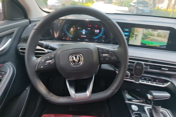 Used CHANGAN Eado 2021 PLUS Blue Whale NE 1.4T GDI DCT Prestige Model Steering Wheel