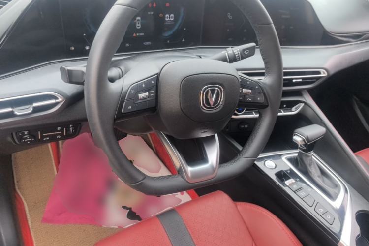 Used CHANGAN Eado 2021 PLUS Blue Whale NE 1.4T GDI DCT Prestige Model Steering Wheel