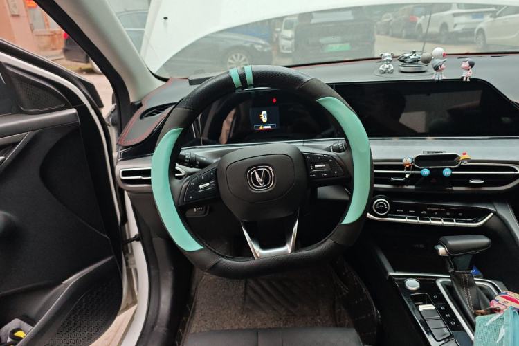 Used CHANGAN Eado 2021 PLUS 1.6L GDI CVT Luxury Model Steering Wheel