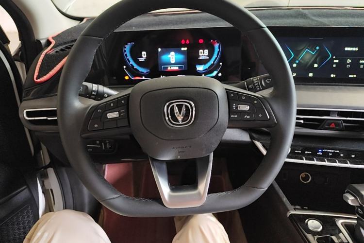 Used CHANGAN Eado 2021 PLUS 1.6L GDI CVT Luxury Model Steering Wheel