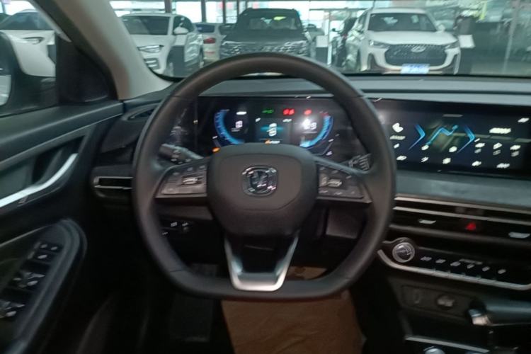 Used CHANGAN Eado 2021 PLUS 1.6L GDI CVT Luxury Model Steering Wheel