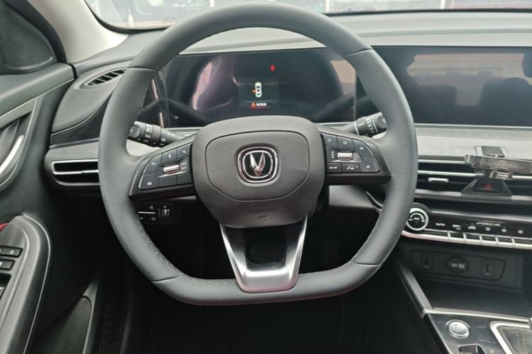 Used CHANGAN Eado 2021 PLUS Blue Whale NE 1.4T GDI DCT Prestige Model Steering Wheel