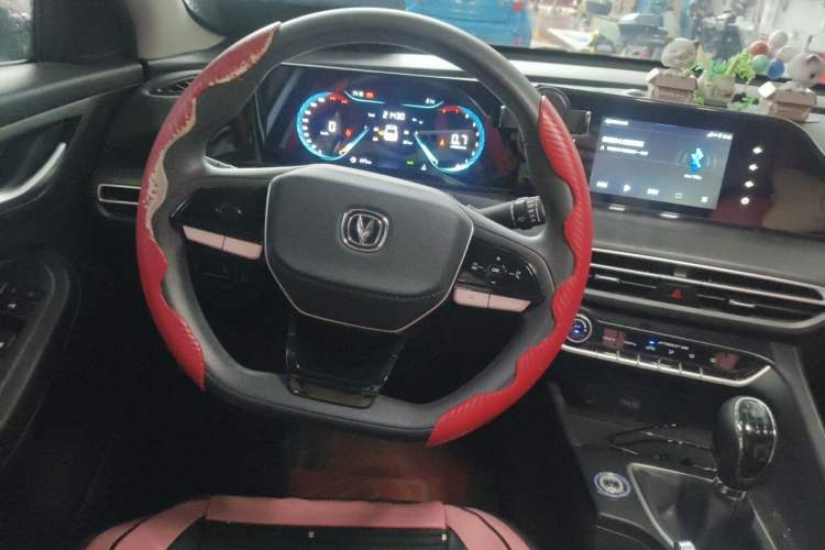 Used CHANGAN Eado 2021 PLUS 1.6L GDI Manual Elite Model Steering Wheel