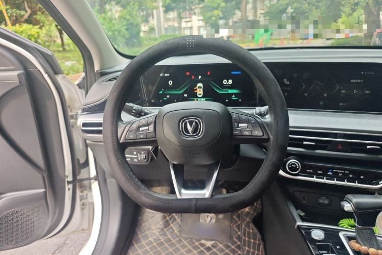 Used CHANGAN Eado 2021 PLUS Blue Whale NE 1.4T GDI DCT Flagship Model Steering Wheel