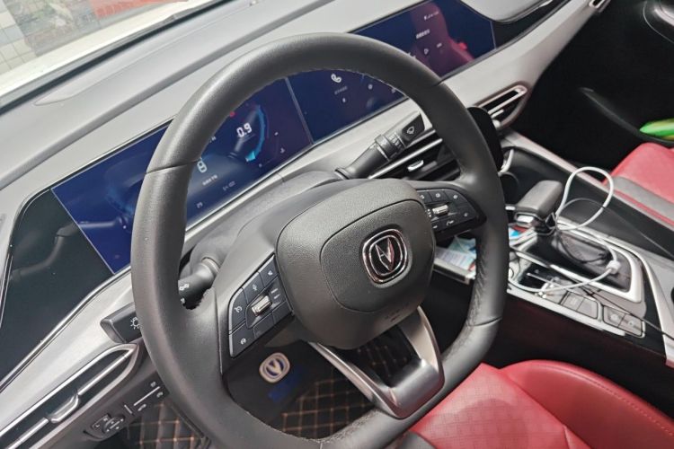 Used CHANGAN Eado 2021 PLUS Blue Whale NE 1.4T GDI DCT Prestige Model Steering Wheel