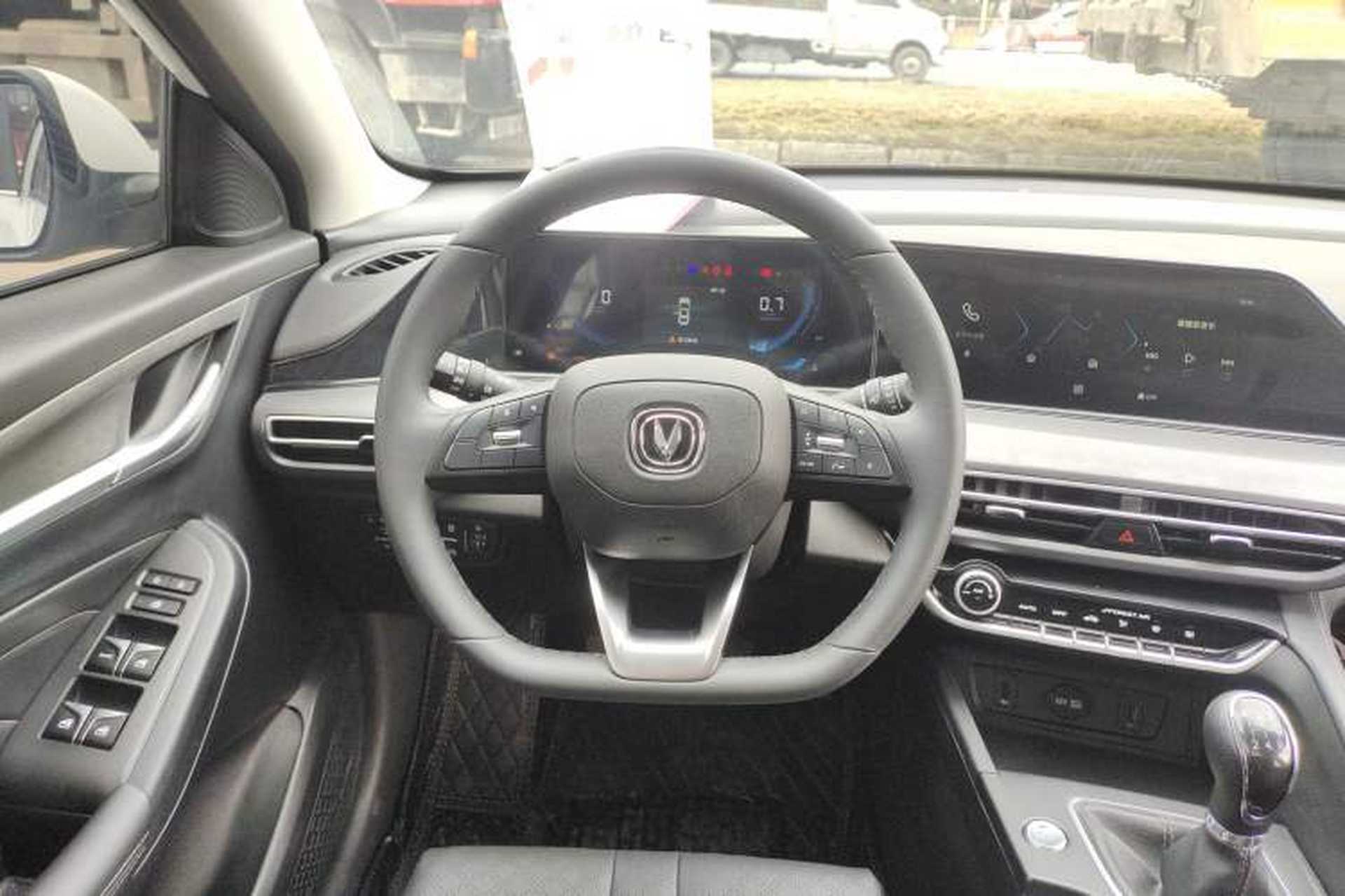 Used CHANGAN Eado 2021 PLUS 1.6L GDI Manual Luxury Model Steering Wheel
