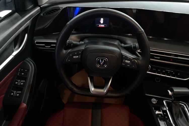 Used CHANGAN Eado 2021 PLUS Blue Whale NE 1.4T GDI DCT Prestige Model Steering Wheel