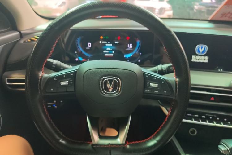 Used CHANGAN Eado 2021 PLUS Blue Whale NE 1.4T GDI DCT Prestige Model Steering Wheel