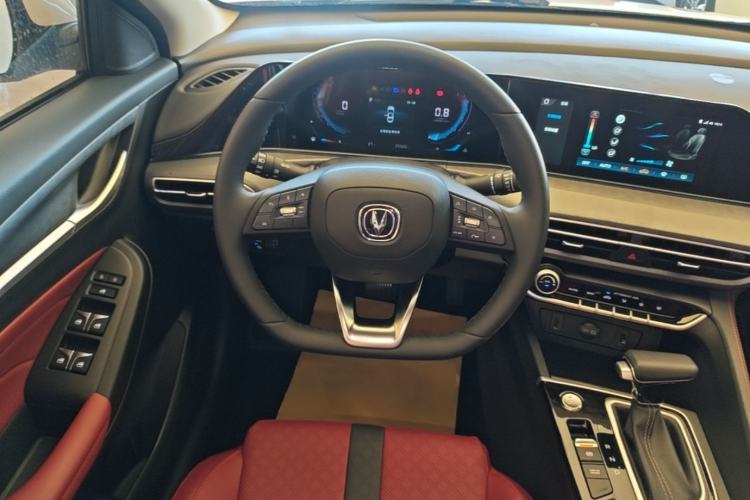 Used CHANGAN Eado 2021 PLUS Blue Whale NE 1.4T GDI DCT Prestige Model Steering Wheel