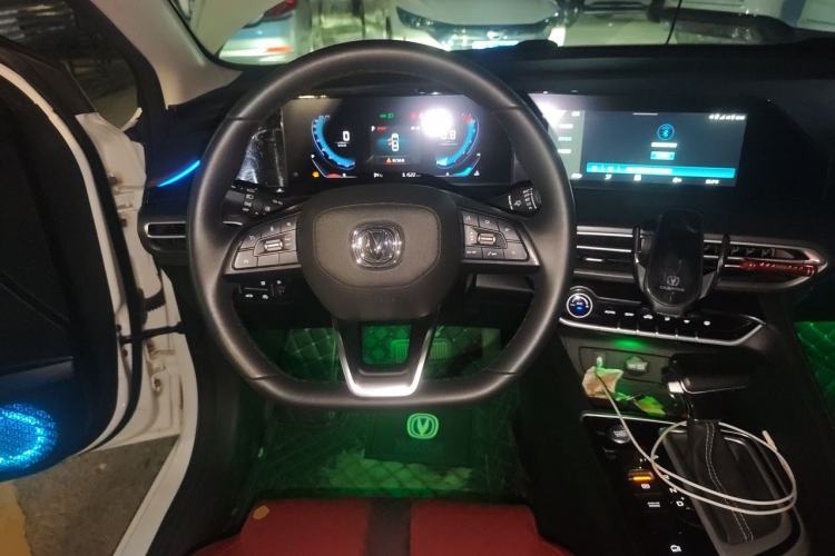 Used CHANGAN Eado 2021 PLUS Blue Whale NE 1.4T GDI DCT Prestige Model Steering Wheel