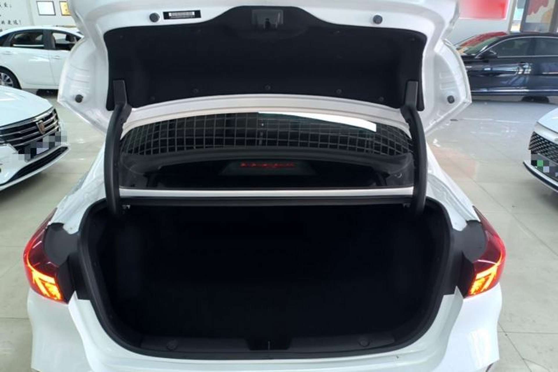 Used CHANGAN Eado 2021 PLUS Blue Whale NE 1.4T GDI DCT Flagship Model Trunk