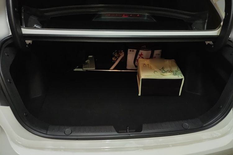 Used CHANGAN Eado 2021 PLUS Blue Whale NE 1.4T GDI DCT Prestige Model Trunk