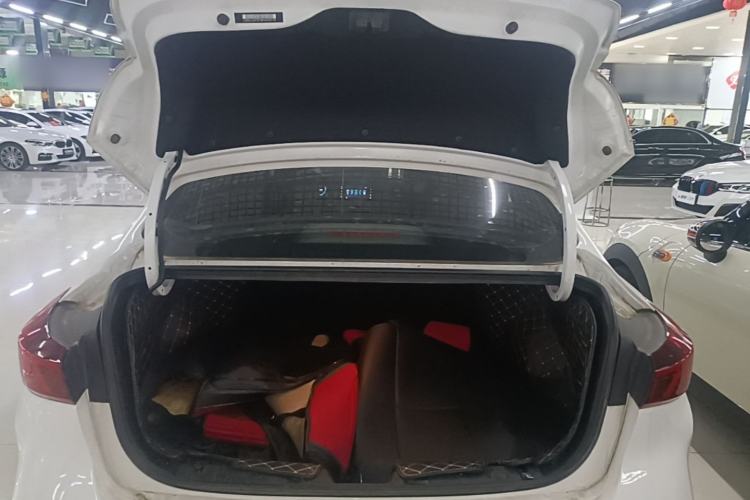 Used CHANGAN Eado 2021 PLUS 1.6L GDI CVT Elite Model Trunk