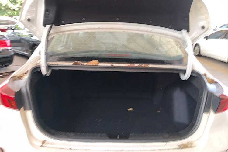 Used CHANGAN Eado 2021 PLUS 1.6L GDI Manual Elite Model Trunk