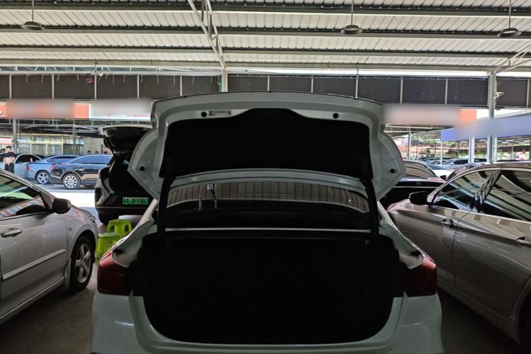 Used CHANGAN Eado 2021 PLUS Blue Whale NE 1.4T GDI DCT Prestige Model Trunk