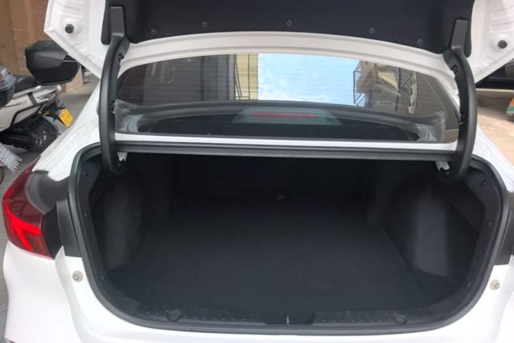Used CHANGAN Eado 2021 PLUS Blue Whale NE 1.4T GDI DCT Flagship Model Trunk