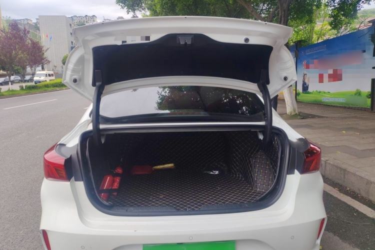 Used CHANGAN Eado 2021 PLUS Blue Whale NE 1.4T GDI DCT Prestige Model Trunk