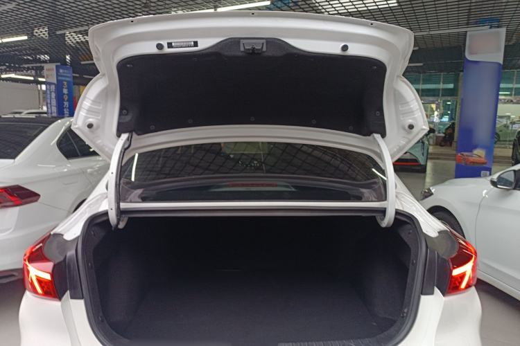Used CHANGAN Eado 2021 PLUS 1.6L GDI CVT Luxury Model Trunk