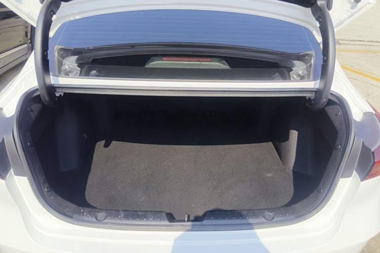 Used CHANGAN Eado 2021 PLUS Blue Whale NE 1.4T GDI DCT Prestige Model Trunk