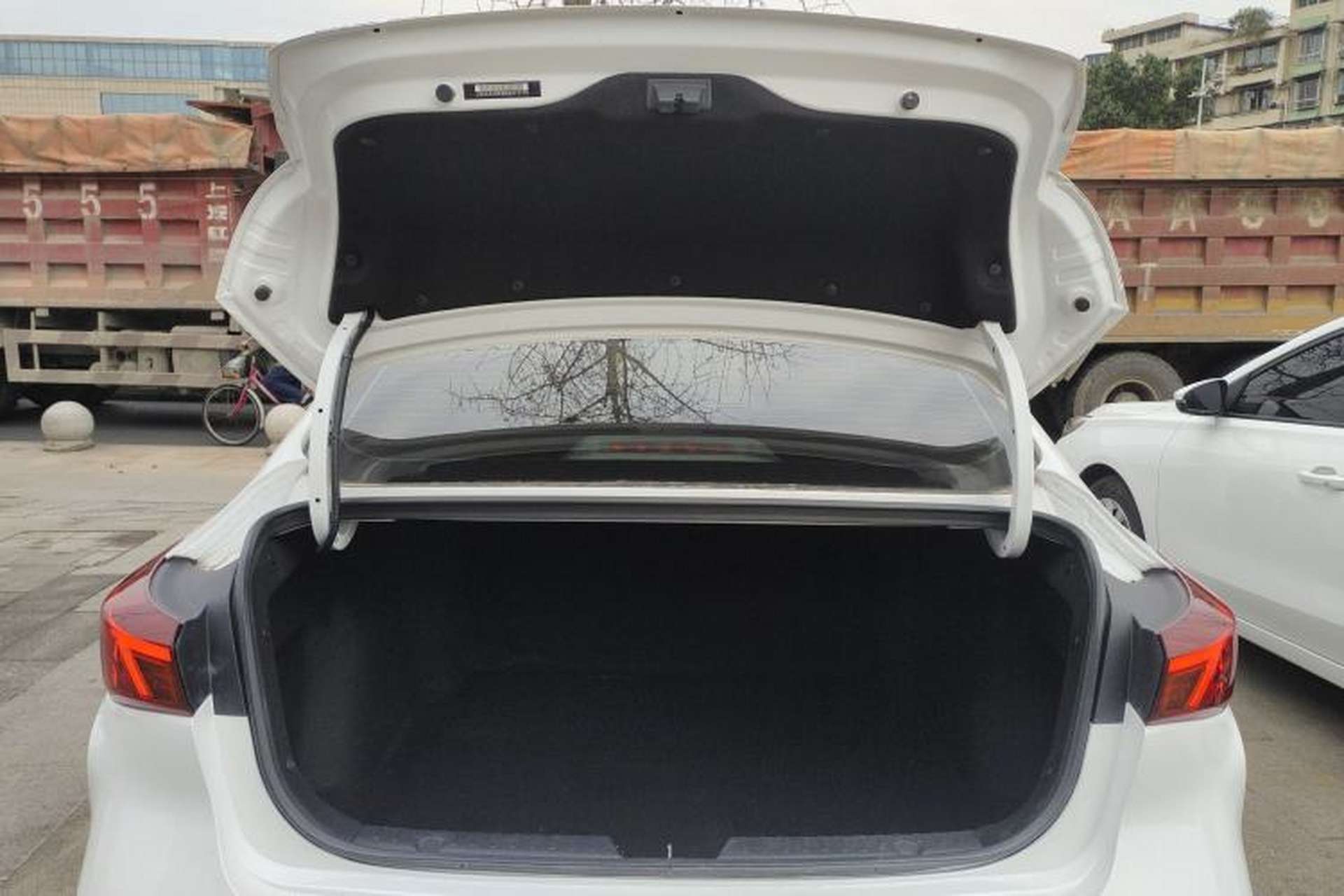 Used CHANGAN Eado 2021 PLUS 1.6L GDI Manual Luxury Model Trunk