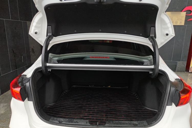 Used CHANGAN Eado 2021 PLUS Blue Whale NE 1.4T GDI DCT Flagship Model Trunk