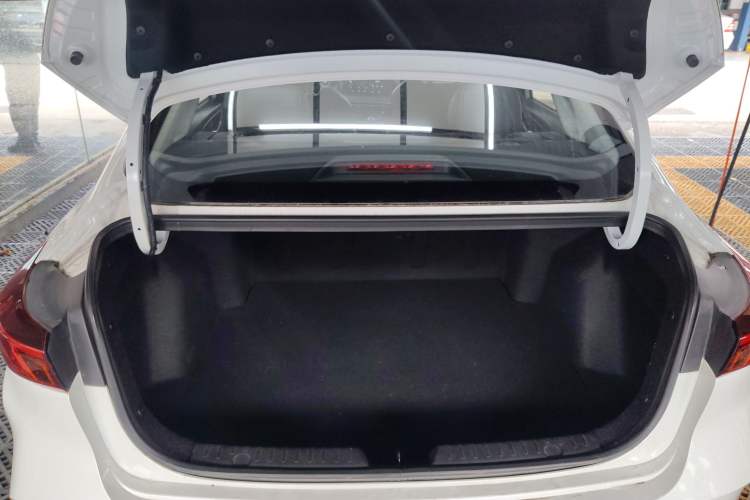 Used CHANGAN Eado 2021 PLUS 1.6L GDI Manual Luxury Model Trunk