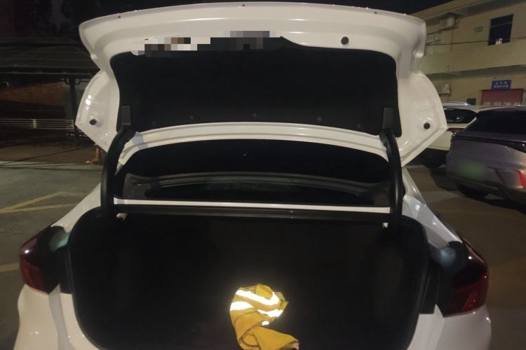 Used CHANGAN Eado 2021 PLUS Blue Whale NE 1.4T GDI DCT Prestige Model Trunk