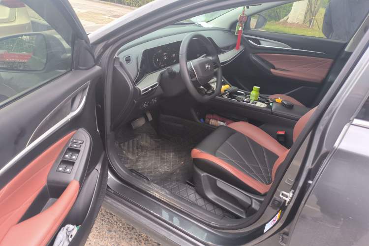 Used CHANGAN Eado 2022 PLUS Blue Whale NE 1.4T GDI DCT Prestige Edition Driver Seat