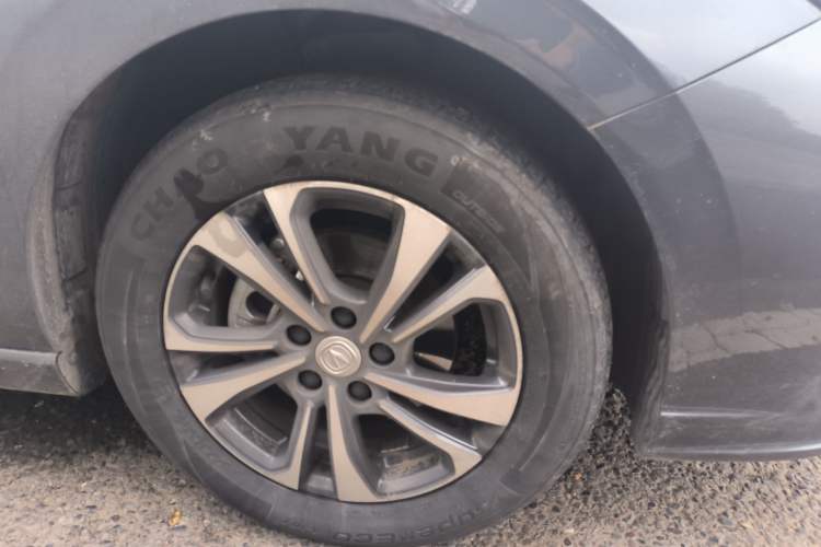 Used CHANGAN Eado 2022 PLUS Blue Whale NE 1.4T GDI DCT Prestige Edition Right Front Wheel Hub