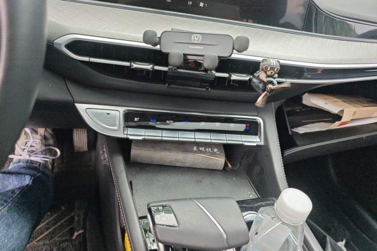 Used CHANGAN Eado 2022 PLUS Blue Whale NE 1.4T GDI DCT Prestige Edition Audio And AC Panel