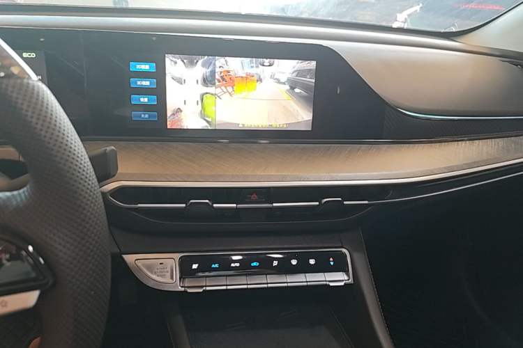 Used CHANGAN Eado 2022 PLUS Blue Whale NE 1.4T GDI DCT Flagship Edition Audio And AC Panel