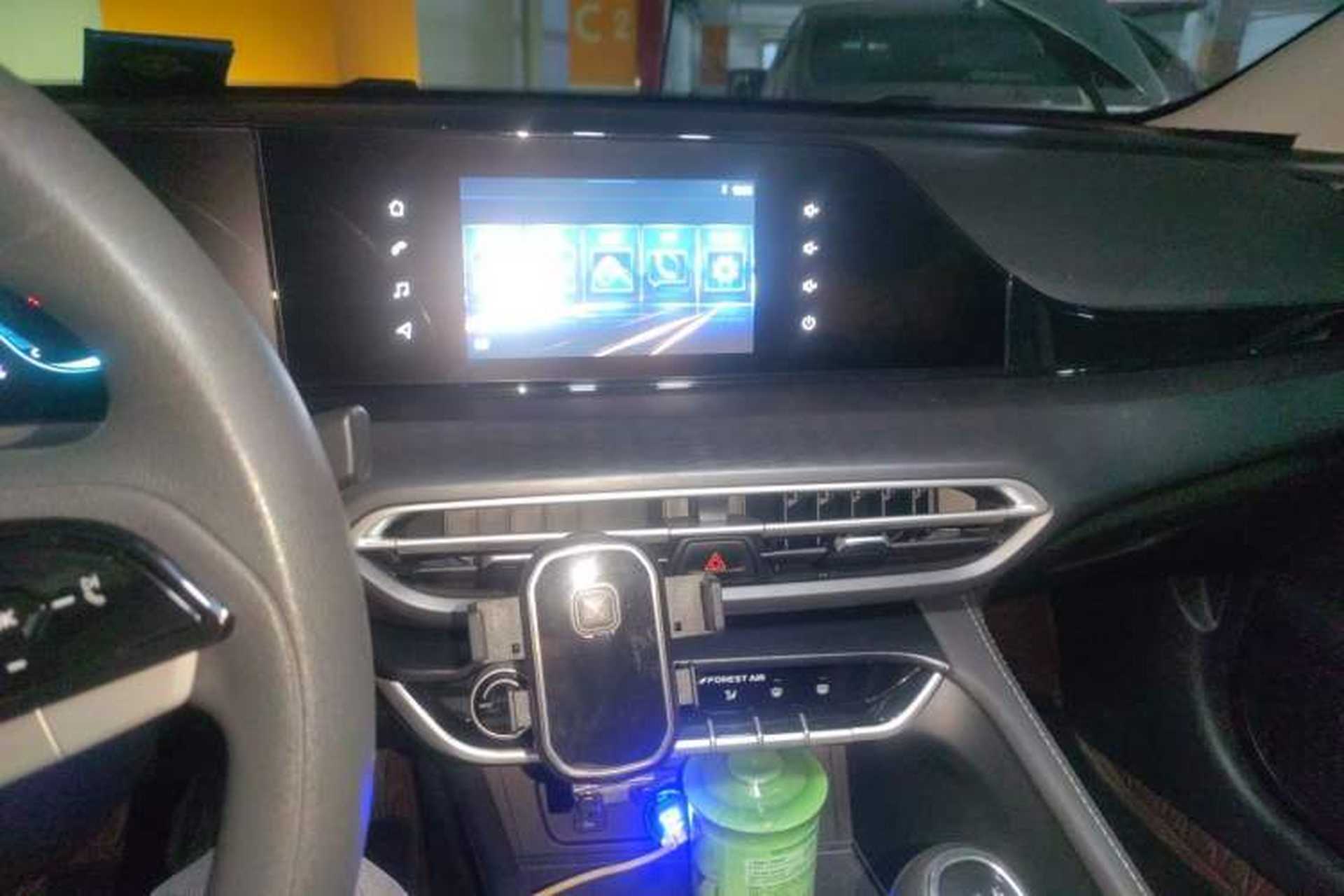 Used CHANGAN Eado 2022 PLUS 1.6L GDI Manual Elite Model Audio And AC Panel
