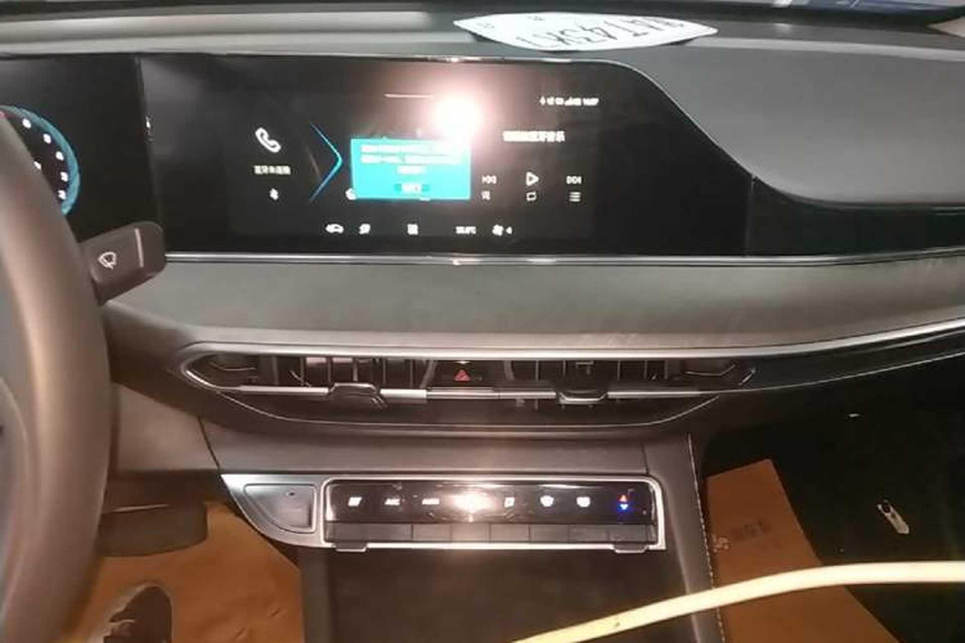 Used CHANGAN Eado 2022 PLUS Blue Whale NE 1.4T GDI DCT Prestige Edition Audio And AC Panel