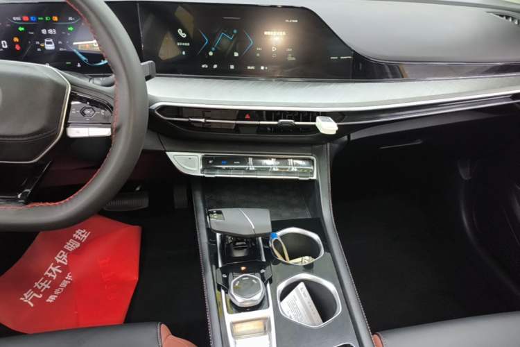 Used CHANGAN Eado 2022 PLUS Blue Whale NE 1.4T GDI DCT Prestige Edition Audio And AC Panel