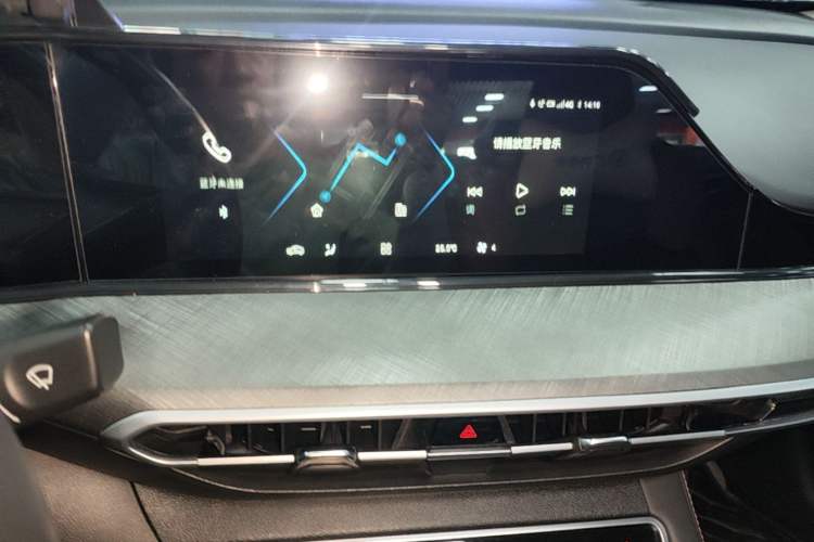 Used CHANGAN Eado 2022 PLUS Blue Whale NE 1.4T GDI DCT Prestige Edition Audio And AC Panel