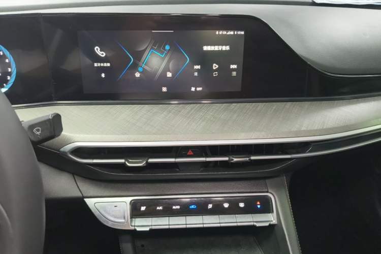 Used CHANGAN Eado 2022 PLUS Blue Whale NE 1.4T GDI DCT Prestige Edition Audio And AC Panel